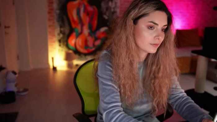 Allie_Synn