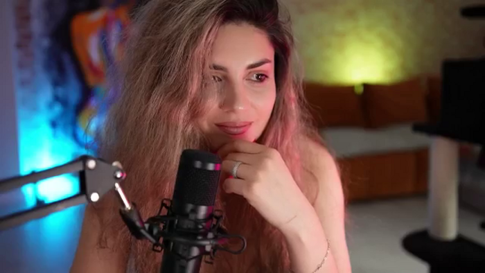 Allie_Synn