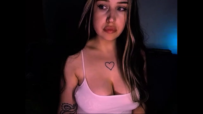 Shy_Girll_