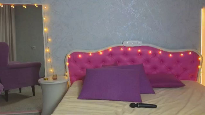 ArianaPetite
