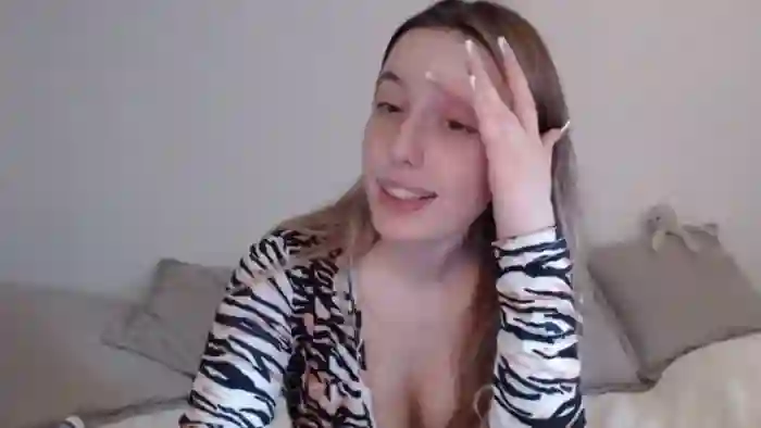 2025/04/15/mfc-elenaxkiss-15-16-31