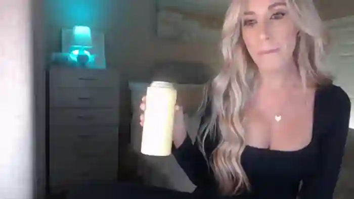 2025/04/15/mfc-queen_bambii-04-40-21