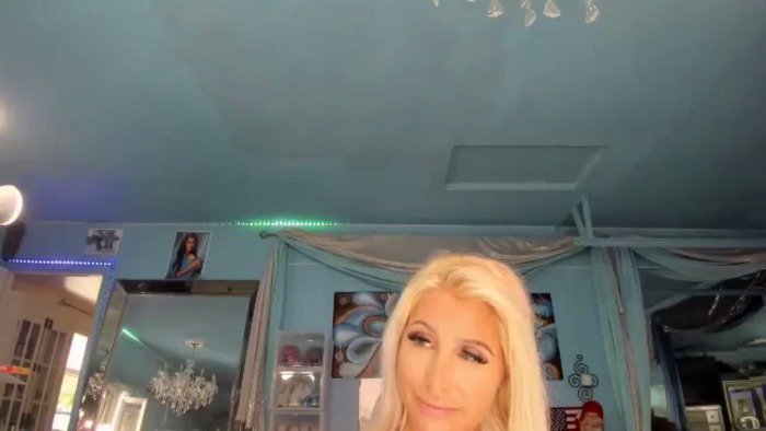 ADRIANA_FOX