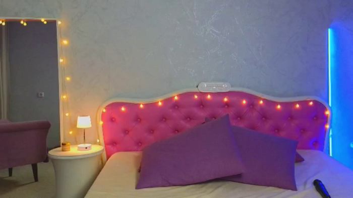 ArianaPetite