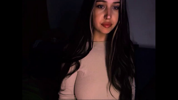 Shy_Girll_