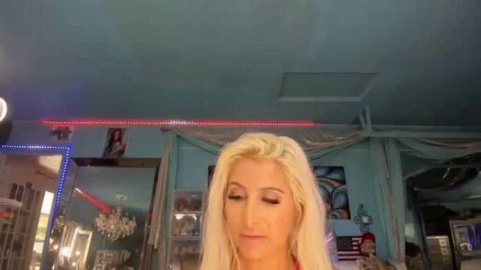 ADRIANA_FOX