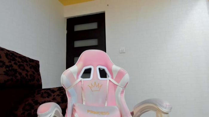Britney_Charm