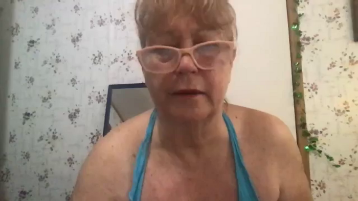 Curvygranny54