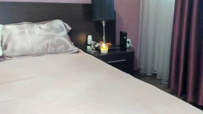 Nicolle2