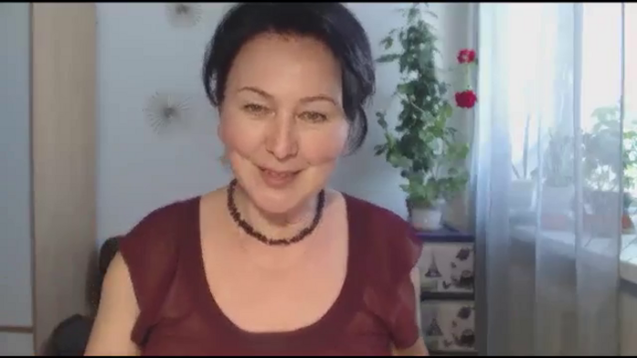 Lovely_Woman_