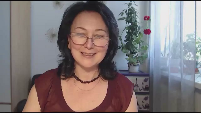 Lovely_Woman_