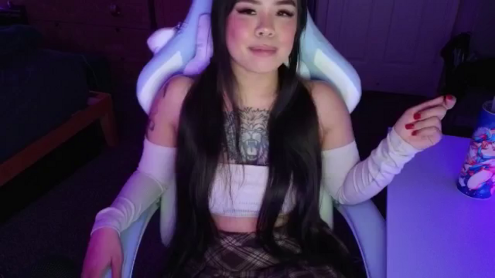 dolllface