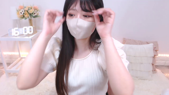 Yuix0