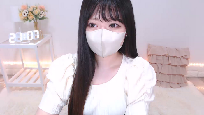 Yuix0