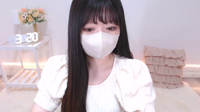 Yuix0