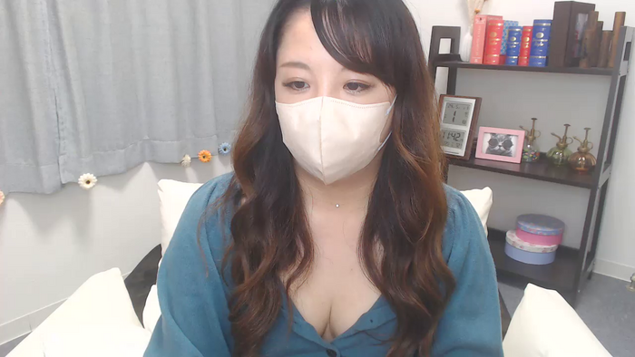 YURI3m