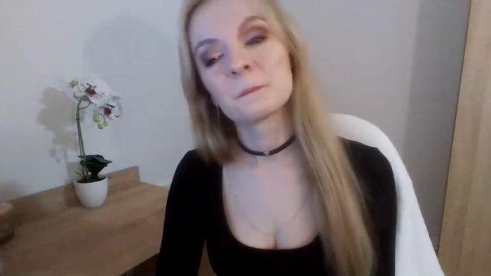 AlmaAlone