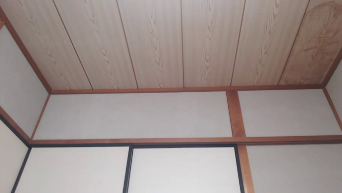 ri000na