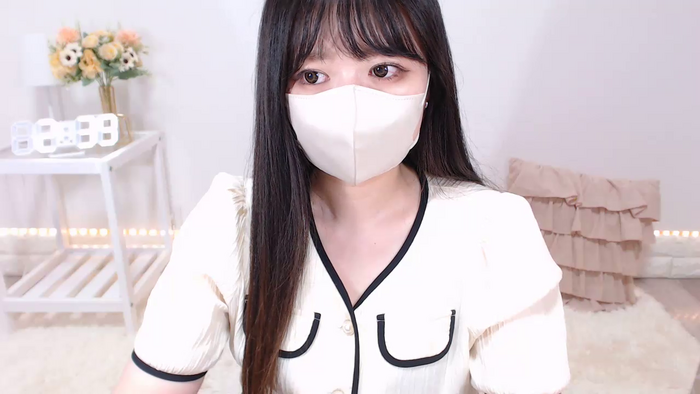Yuix0