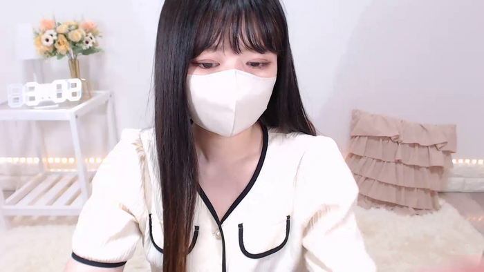 Yuix0