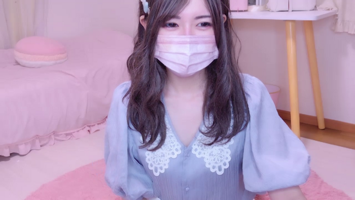 zxNAMIxz