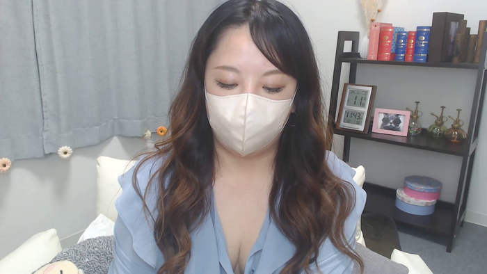 YURI3m