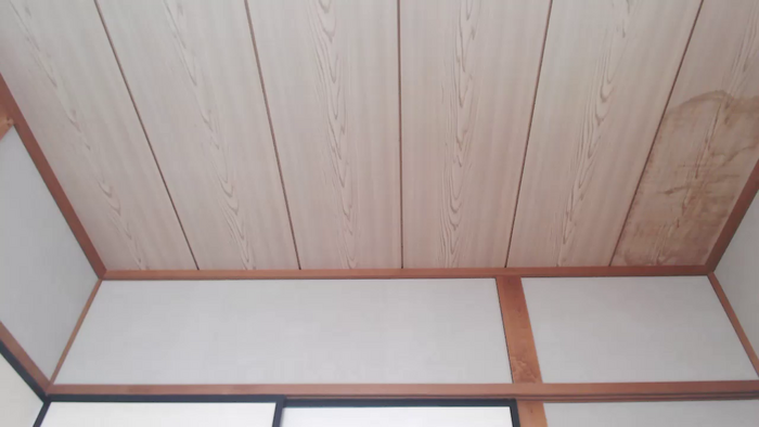 ri000na