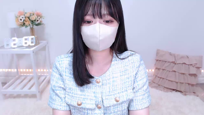Yuix0