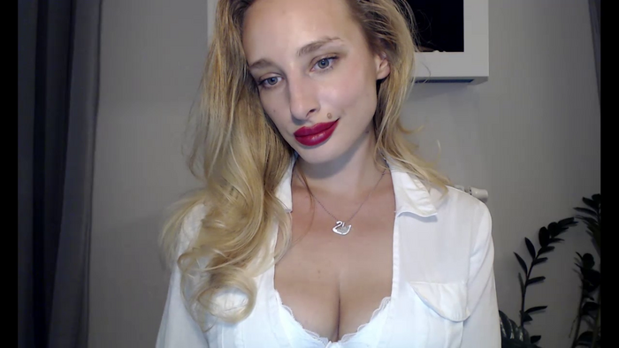 MarilynAlone