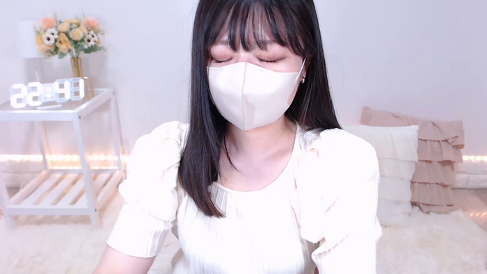 Yuix0