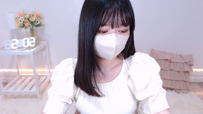 Yuix0