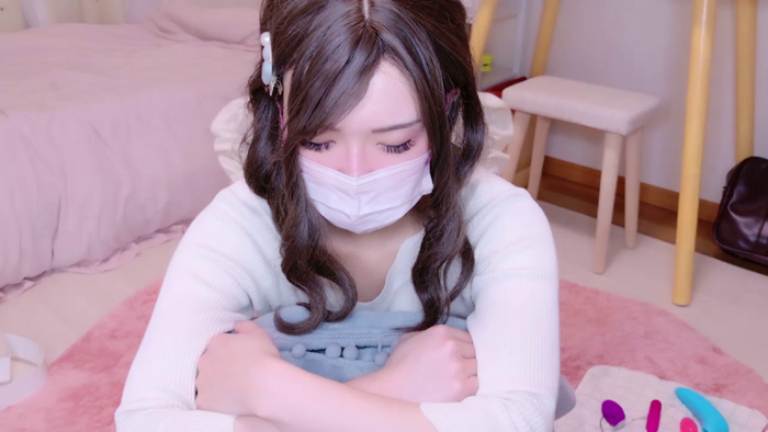 zxNAMIxz