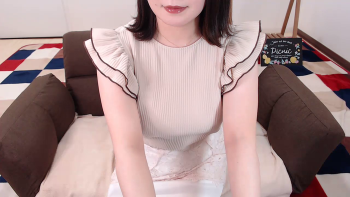 yKAEDEy7