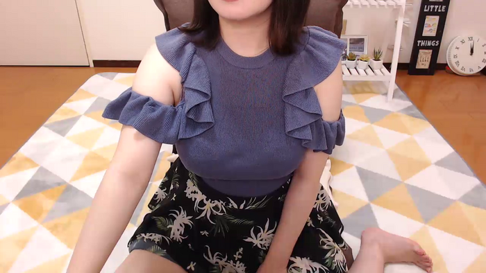 yKAEDEy7