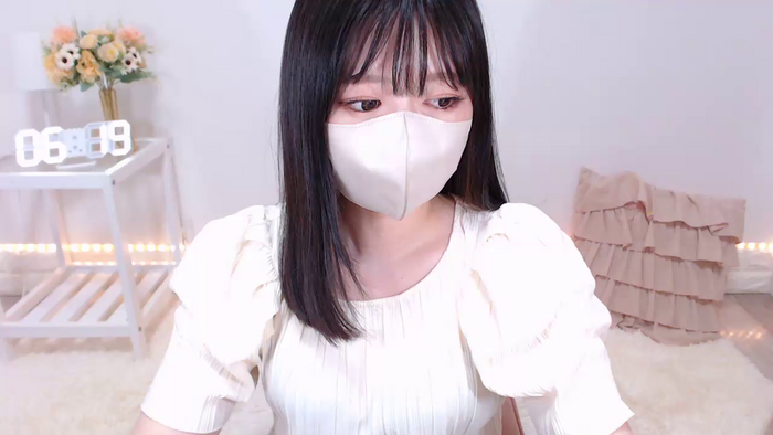 Yuix0