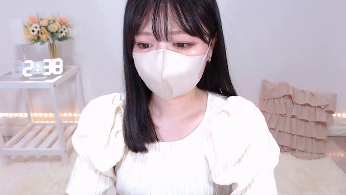 Yuix0