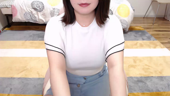 yKAEDEy7