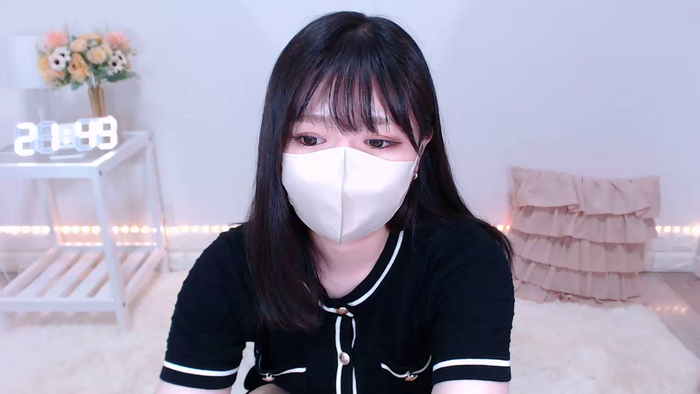 Yuix0