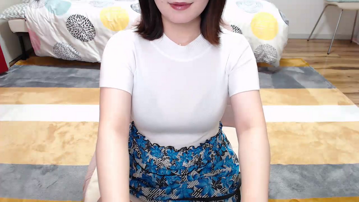 yKAEDEy7