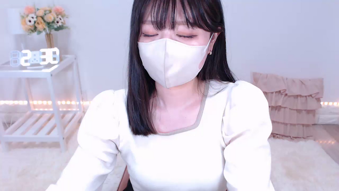 Yuix0
