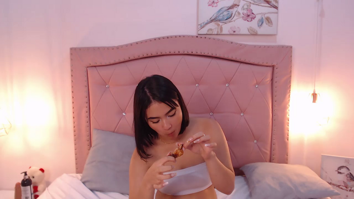 SamanthaHotzon