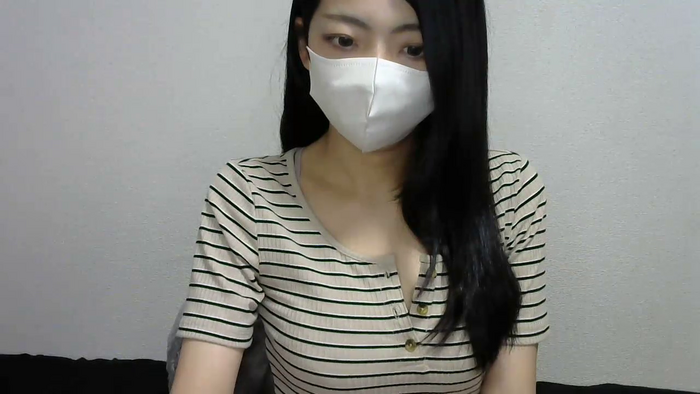 xyuixdesuyox