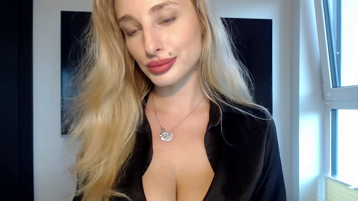 MarilynAlone