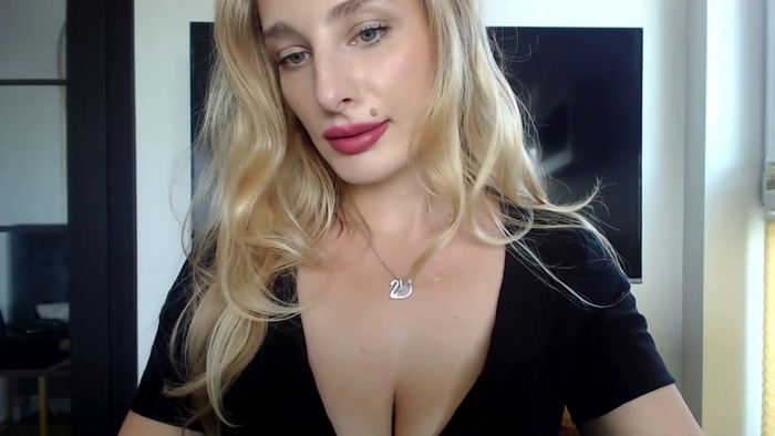 MarilynAlone