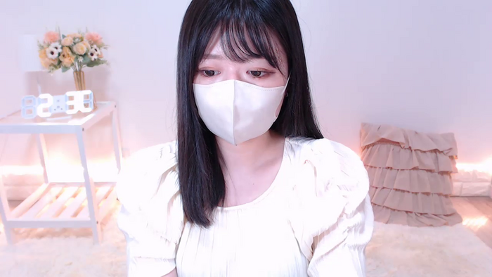 Yuix0