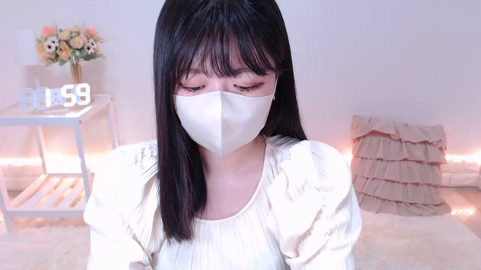 Yuix0