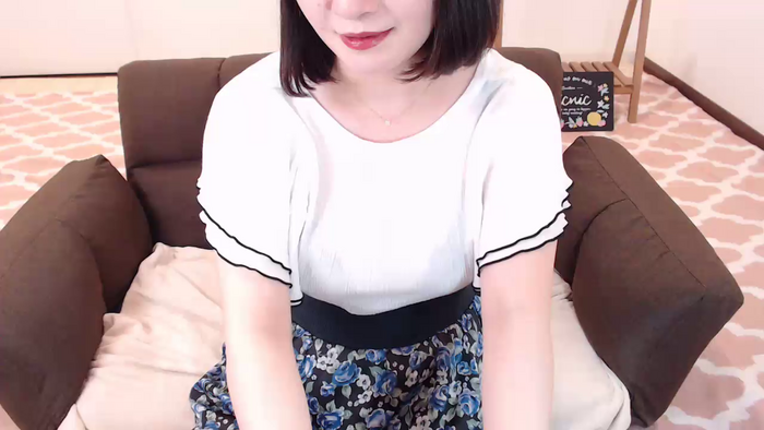 yKAEDEy7