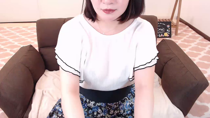 yKAEDEy7