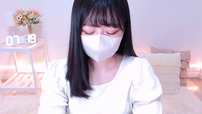 Yuix0