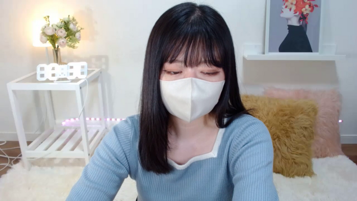Yuix0